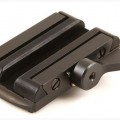 Быстросъемный кронштейн MAKnetic® Aimpoint Micro на вентилируемую планку ружья шириной 10 мм