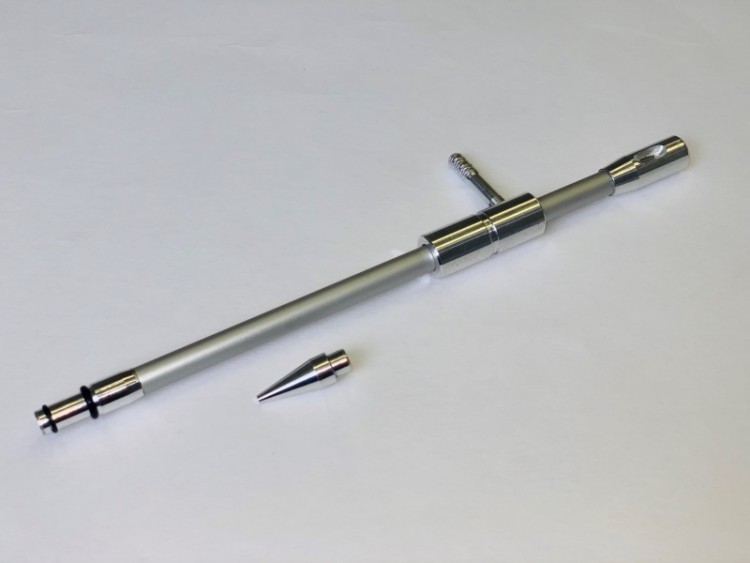 Направляющая шомпола ЧистоGUN  универсальная, CBG-1L, cal. 4.5-6.35mm, болт 17,5 мм, L=33см