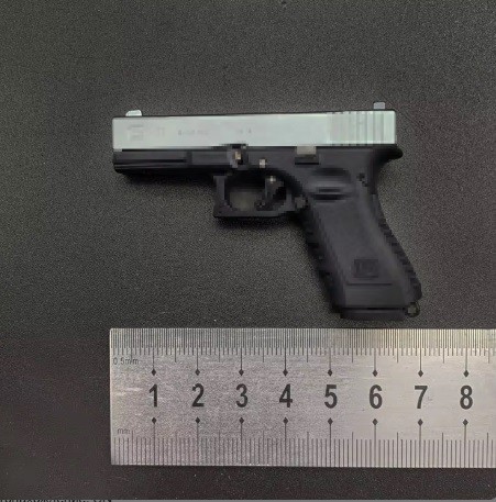 Пистолет модель металлическая Glock 17 чёрный серебряный