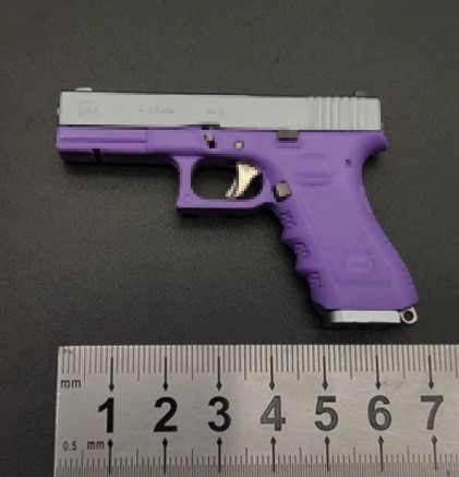 Пистолет модель металлическая Glock 17 фиолетовый