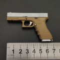 Пистолет модель металлическая Glock 17 песочный