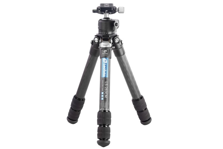 Штатив трипод Leofoto LS-283CM + LH-30 CARBON (размер в собранном виде 390 мм,макс.высота 680 мм,мин.140 мм,вес 1,18 кг. резьба 3/8)